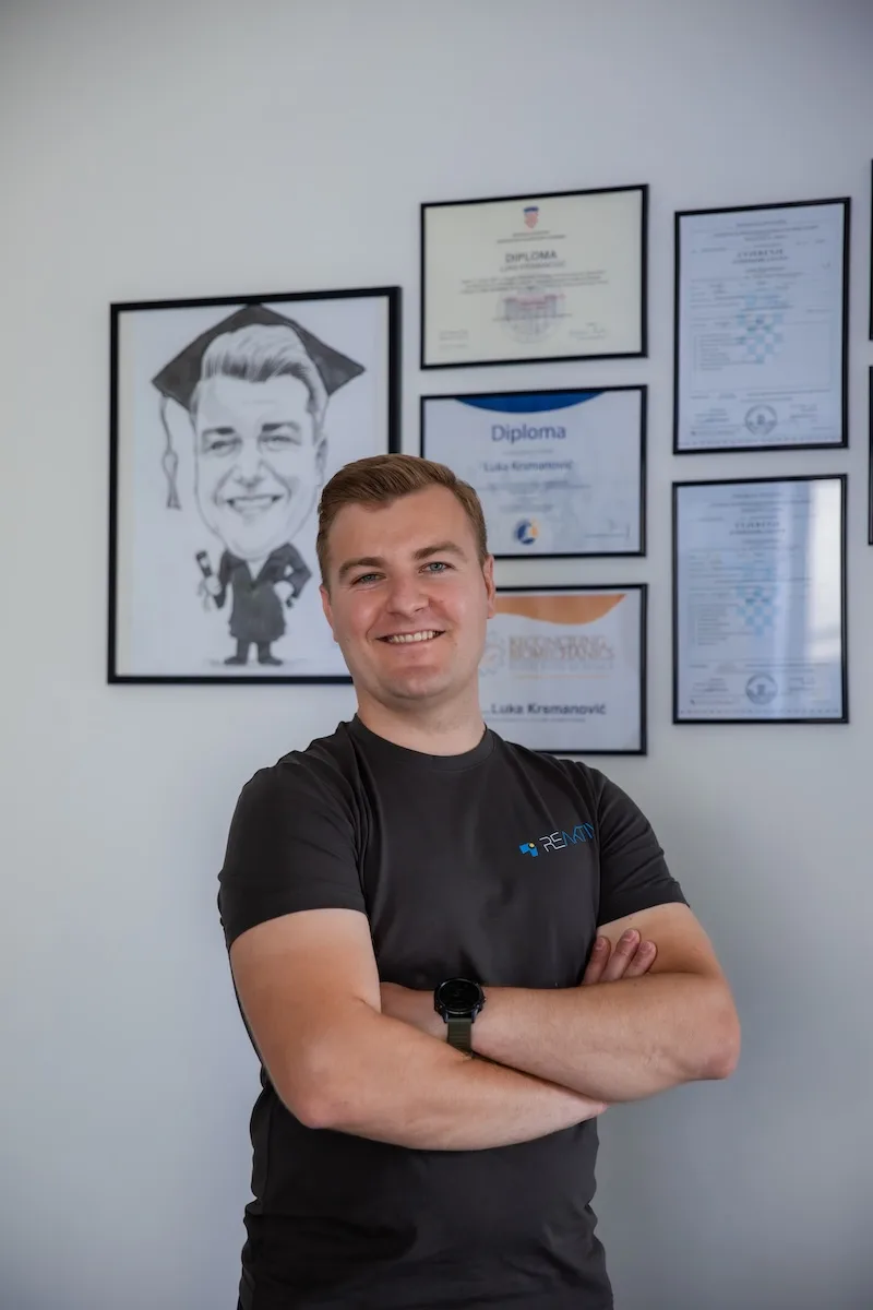 Luka Krsmanović — diplome i certifikati