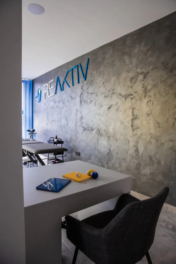 REAKTIV studio — recepcija
